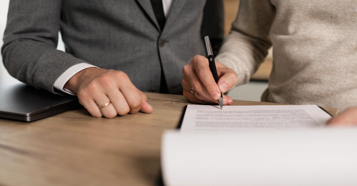 découvrez les aspects juridiques essentiels à considérer dans votre activité. cet article aborde les lois, réglementations et implications légales pour vous aider à naviguer dans le monde complexe du droit.