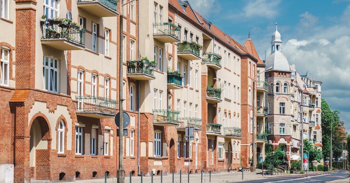 découvrez les meilleures options de location immobilière pour répondre à tous vos besoins. que vous cherchiez un appartement en ville ou une maison en périphérie, trouvez votre prochain logement idéal avec nos conseils et listings exclusifs.