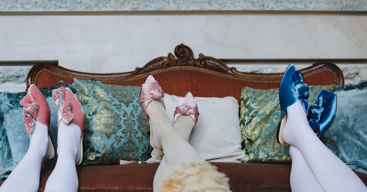 découvrez les dernières tendances en matière de décoration intérieure pour transformer votre espace de vie. inspirez-vous des styles modernes, des couleurs élégantes et des motifs innovants pour créer un chez-soi qui reflète votre personnalité.