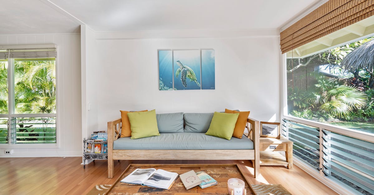 Descubra o home staging, uma técnica eficaz para valorizar o seu imóvel e atrair compradores. Aprenda a otimizar o espaço, a decoração e o ambiente do seu imóvel para acelerar a venda e maximizar o seu potencial.