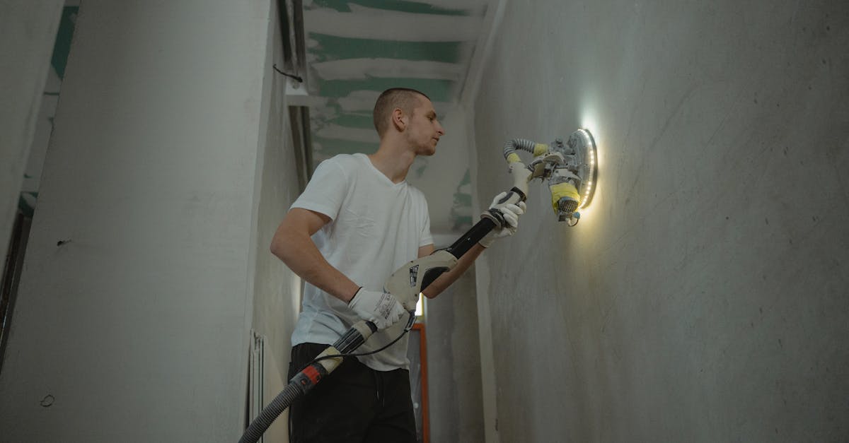 Entdecken Sie unsere Innenrenovierungsservices, um Ihren Wohnraum zu verwandeln. Ob Sie Ihre Küche modernisieren, Ihr Wohnzimmer neu gestalten oder Ihr Badezimmer renovieren – wir begleiten Sie Schritt für Schritt zu einem Interieur, das Ihre Persönlichkeit widerspiegelt.