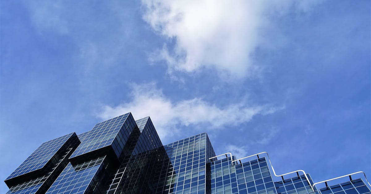découvrez tout ce qu'il faut savoir sur l'immobilier commercial : tendances du marché, conseils d'investissement et opportunités pour professionnels et investisseurs en france.