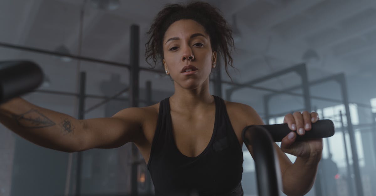 découvrez le vélo d'appartement idéal pour un entraînement efficace à domicile. améliorez votre condition physique, brûlez des calories et tonifiez vos muscles tout en profitant du confort de votre maison. parfait pour tous les niveaux, notre sélection de vélos d'exercice allie performance et praticité.