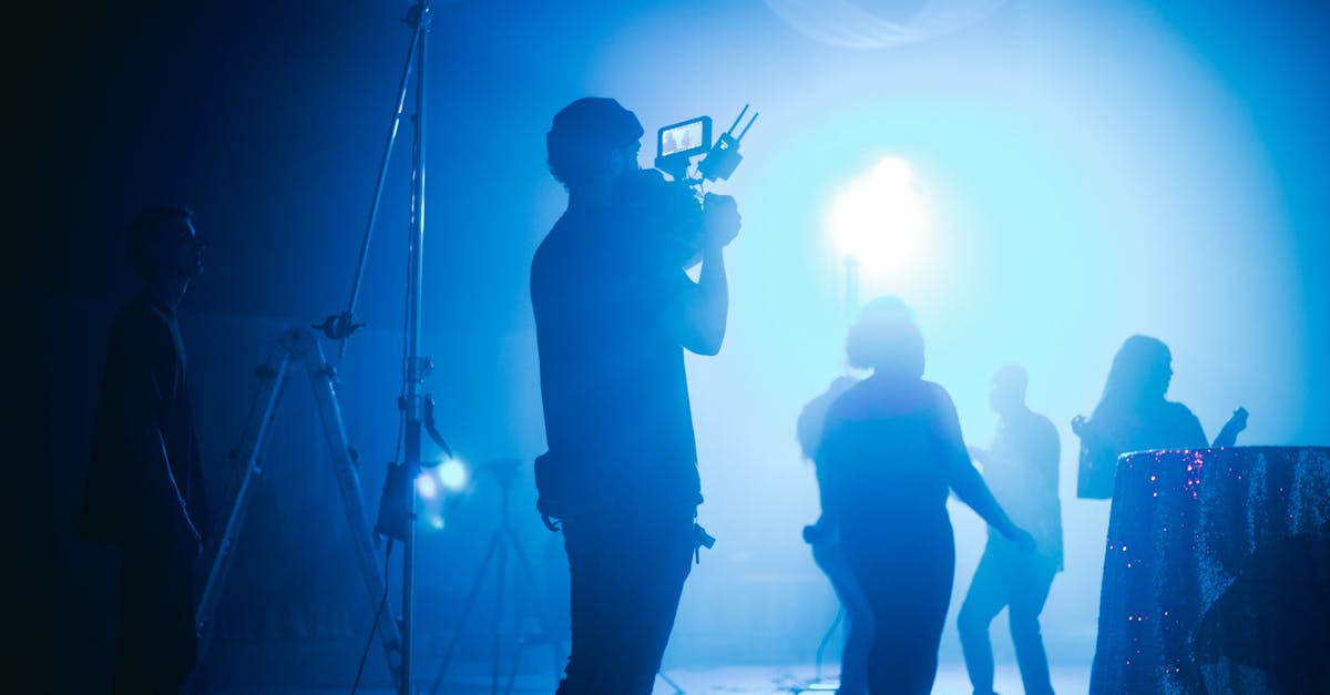 Stage and lighting: the essential alchemy for engagement in 2025