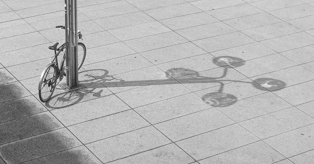 découvrez les bienfaits du vélo d’appartement : perte de poids, amélioration du cardio et renforcement musculaire. idéal pour rester en forme à la maison, quel que soit votre niveau !