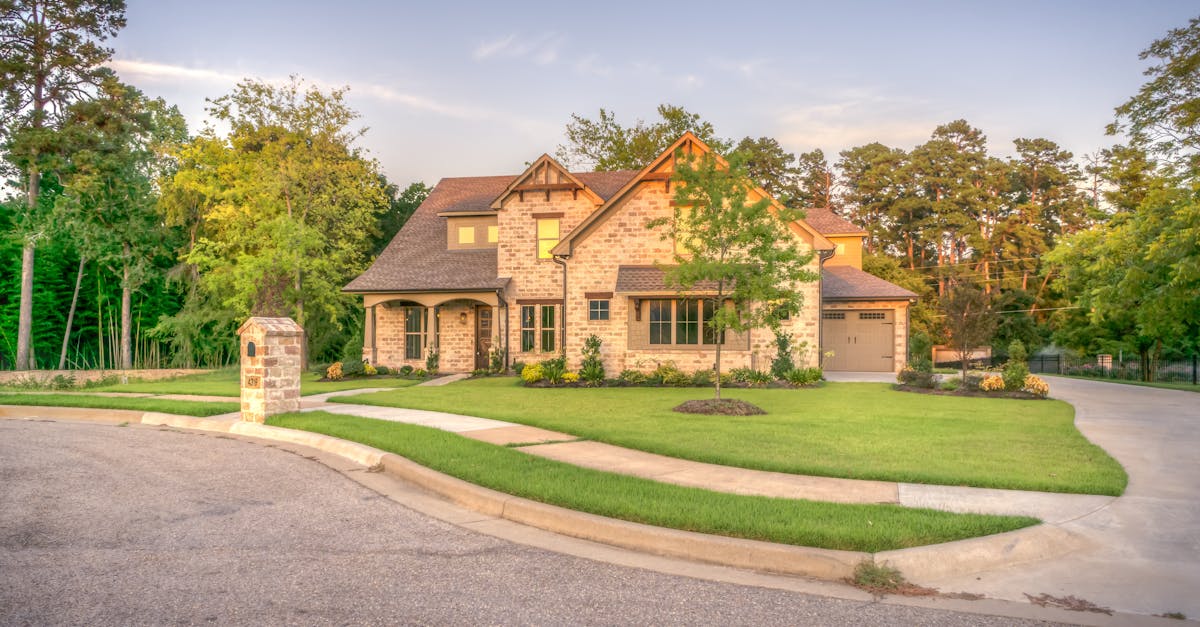découvrez le charme intemporel d'une stone house : une maison en pierre alliant authenticité, élégance et confort, idéale pour une vie paisible à la campagne ou un investissement de caractère.